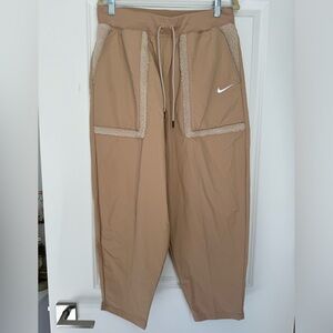 Nike Women’s Sportswear Tank Ankle Cargo Pant Size Large